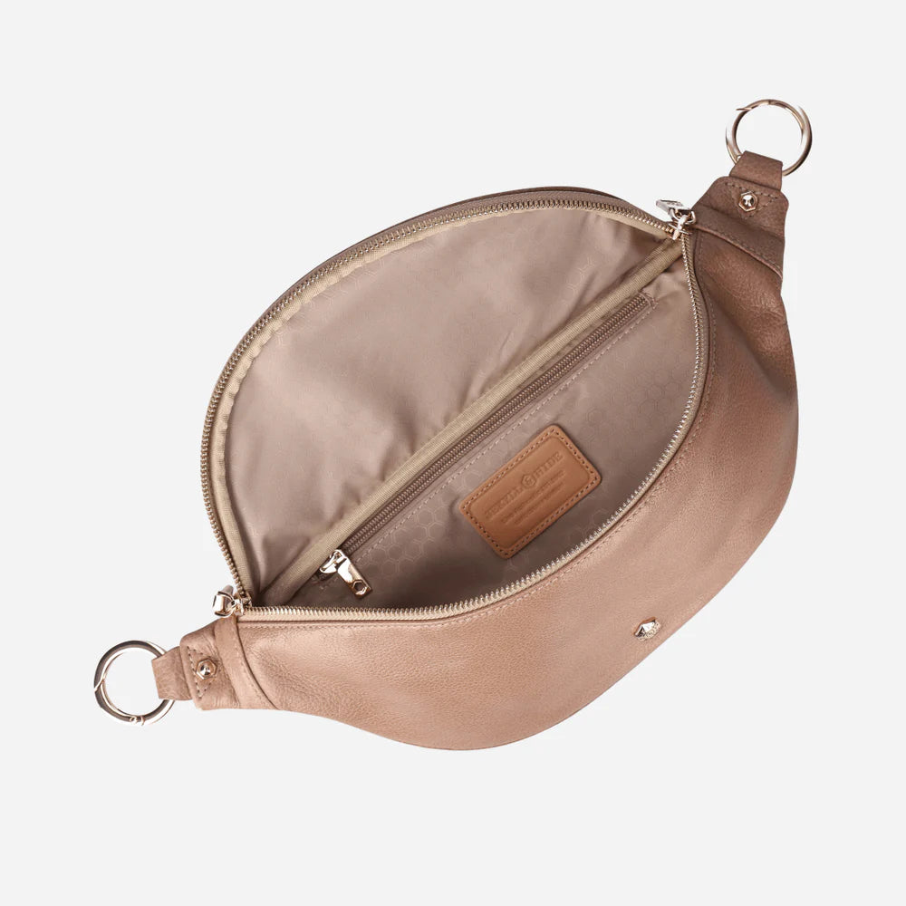 Jekyll & Hide Geneva Leather Waist Bag