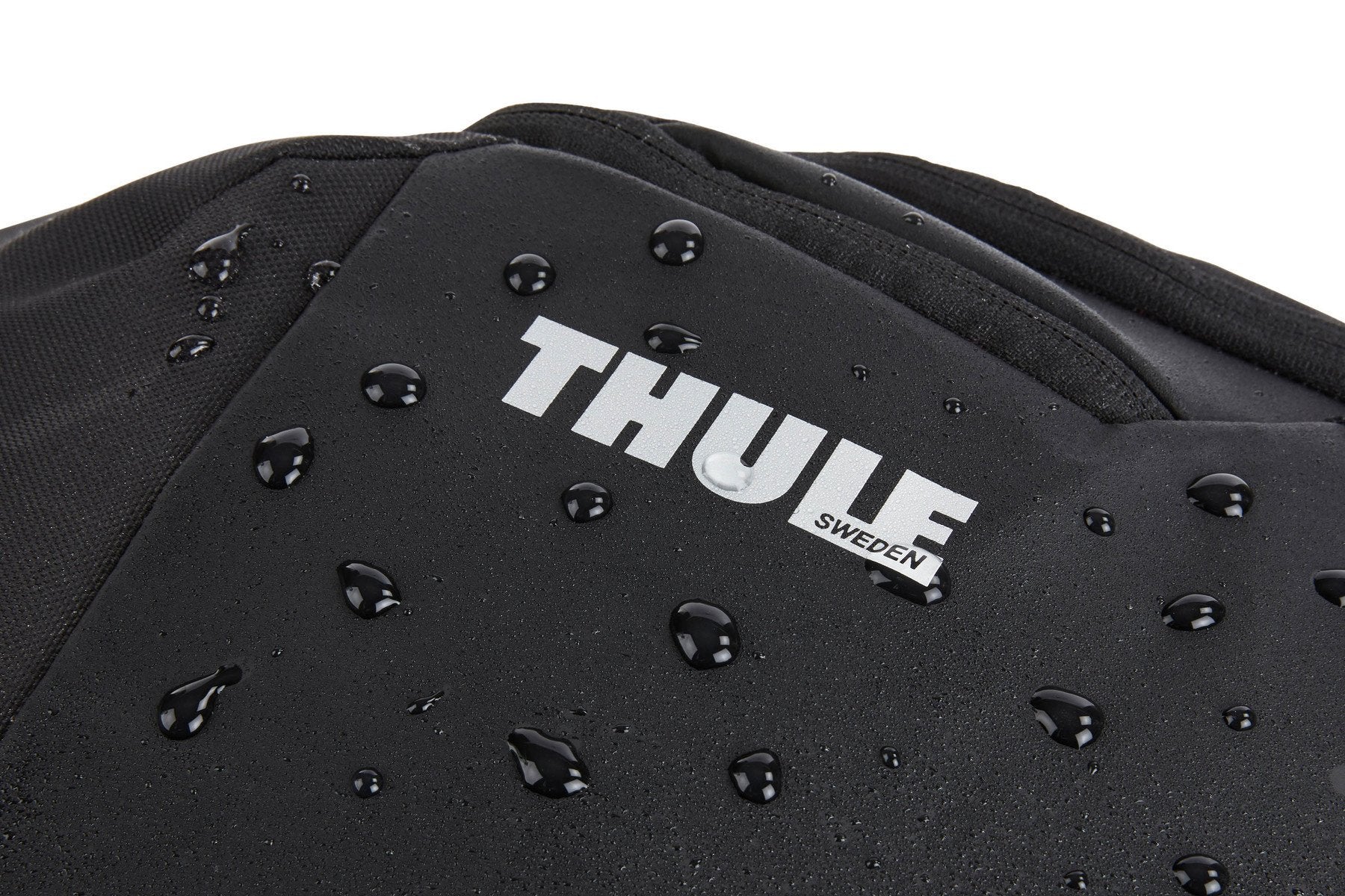 Thule Chasm 26L Laptop Backpack Black - iBags - Luggage, Leather Laptop Bags, Backpacks - South Africa